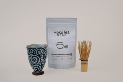 Hojicha Latte Pulver verpackung mit Tasse